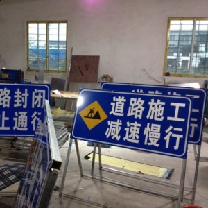 主页rb88随行版:“东立置业 家和院”之夜——爱心聚汇情满申江
